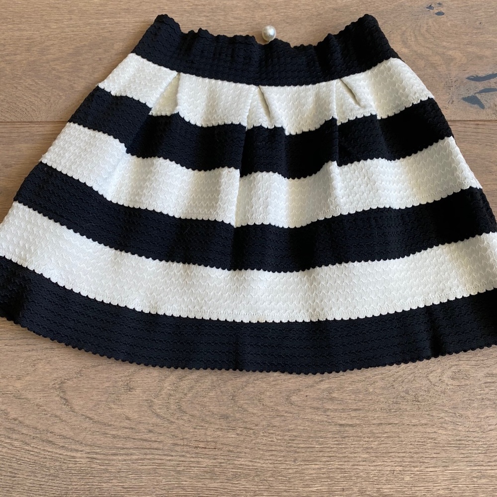 Elisa B Black & White Skirt (size 14)
